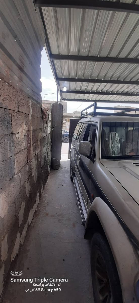 باجيرو ميستبوشي موديل ٩٣ محور محرك فيفتي رقم بغداد  سعر ٤٠      ***********   واسط الصويره
