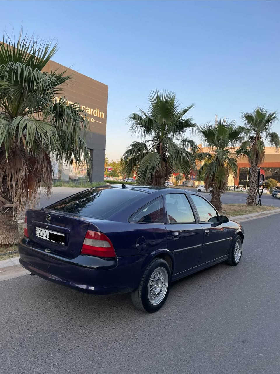 ئوپل ڤيكترا 1996 
گير توماتيك 
مه كينه جوار پستنه 
جوار جام كاره باى 
ئاوينه كاره باى 
شاشه ايپاته 
٤ وه رقه غرامه ى له سه ره ده وى مامله ده ى گرينمه وه 
بي ليدرانه 
سعرى 39 وه رقه مه جال 
ره قمو سنوى نوى 
سه ياره كه له هه وليره 
گير و مه كينه به شرته 
به ناو كردن و وه كاله به شرته 
ژماره ته لفون 
0️⃣7️⃣5️⃣0️⃣6️⃣7️⃣1️⃣7️⃣1️⃣7️⃣7️⃣ أربيل, العراق


**إذا كنت صاحب هذا الإعلان وتريد حذفه لأي سبب، رجاءا أرسل رسالة إلى الدعم الفني**