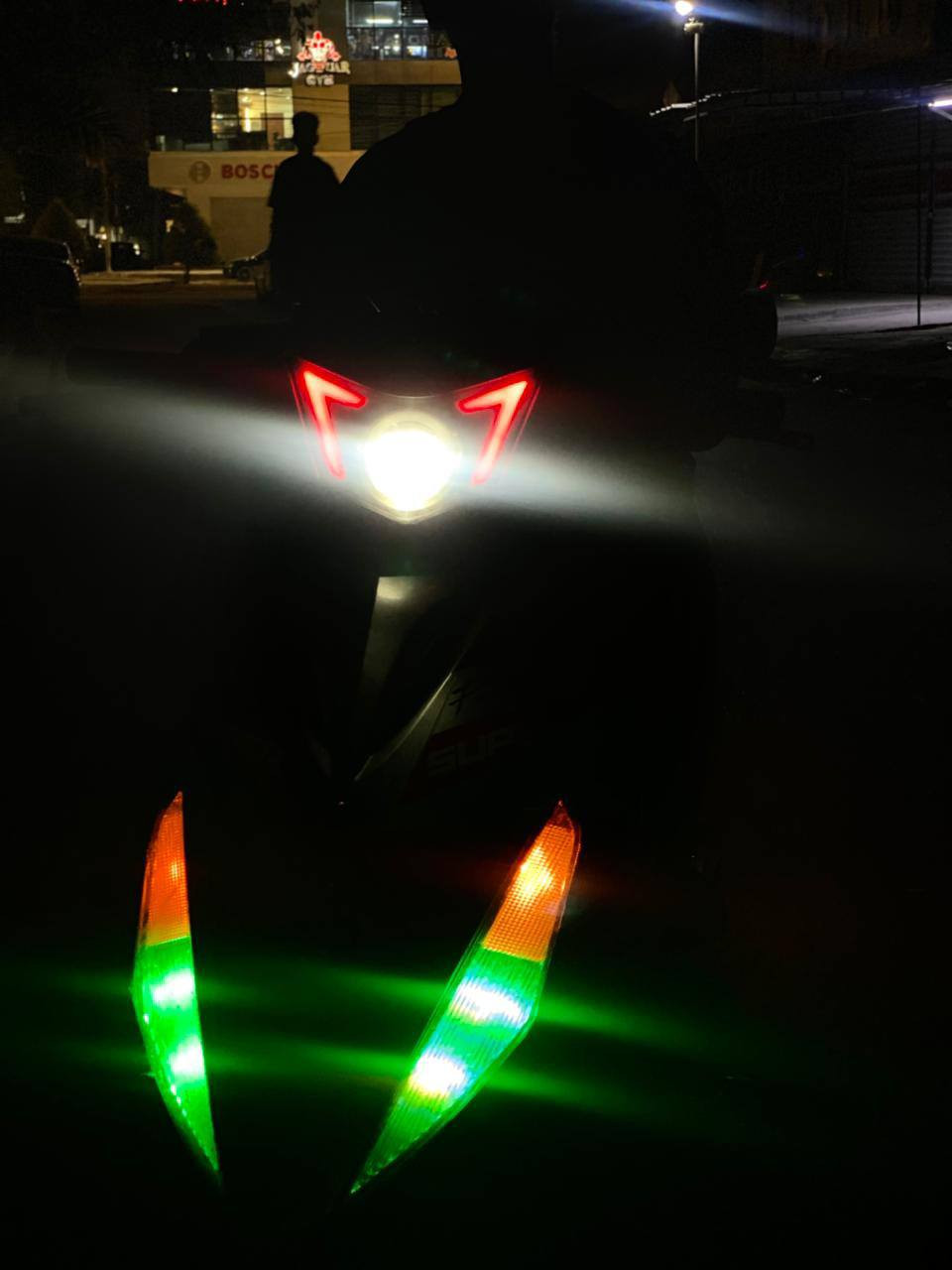 اسلام عليكم ورحمه الله دراجه شحن ماكس مضلع
1دراجه خير من الله دراجه ما تعبك 

2 الملف مثل ما مذكور بل صوره 5باتريت 

3دبلات اماميه دسك رياضي 

الله شاهد دراجه اشتريتها ابواحد اوميه 1100 

  
سعرها اب 800 او بيها مجال للشراي اهواي كلش 

 اني اشتريتها قبل 3اشهر او محتاج وريد أبيعها 

4شاشا الكترونيه قارئه العطل 

5دراجه بيها كسر كلش بسيط او خلفته فابلون اسود ونخفه 

6اشاير يمنه يسره او دبل اشاره 

7لايت زنون عالي وناصي 

8دراجه سرعه 70 حقيقي 

9دراجه تمشي مسافات طويله كلش

10 نشرات مثل ما موضح بل صوره 

11 مكاني بغداد كراده خارج  

ارقم*********** واتساب فقط   راسلني واتساب الرقم معلق واتساب فقط
