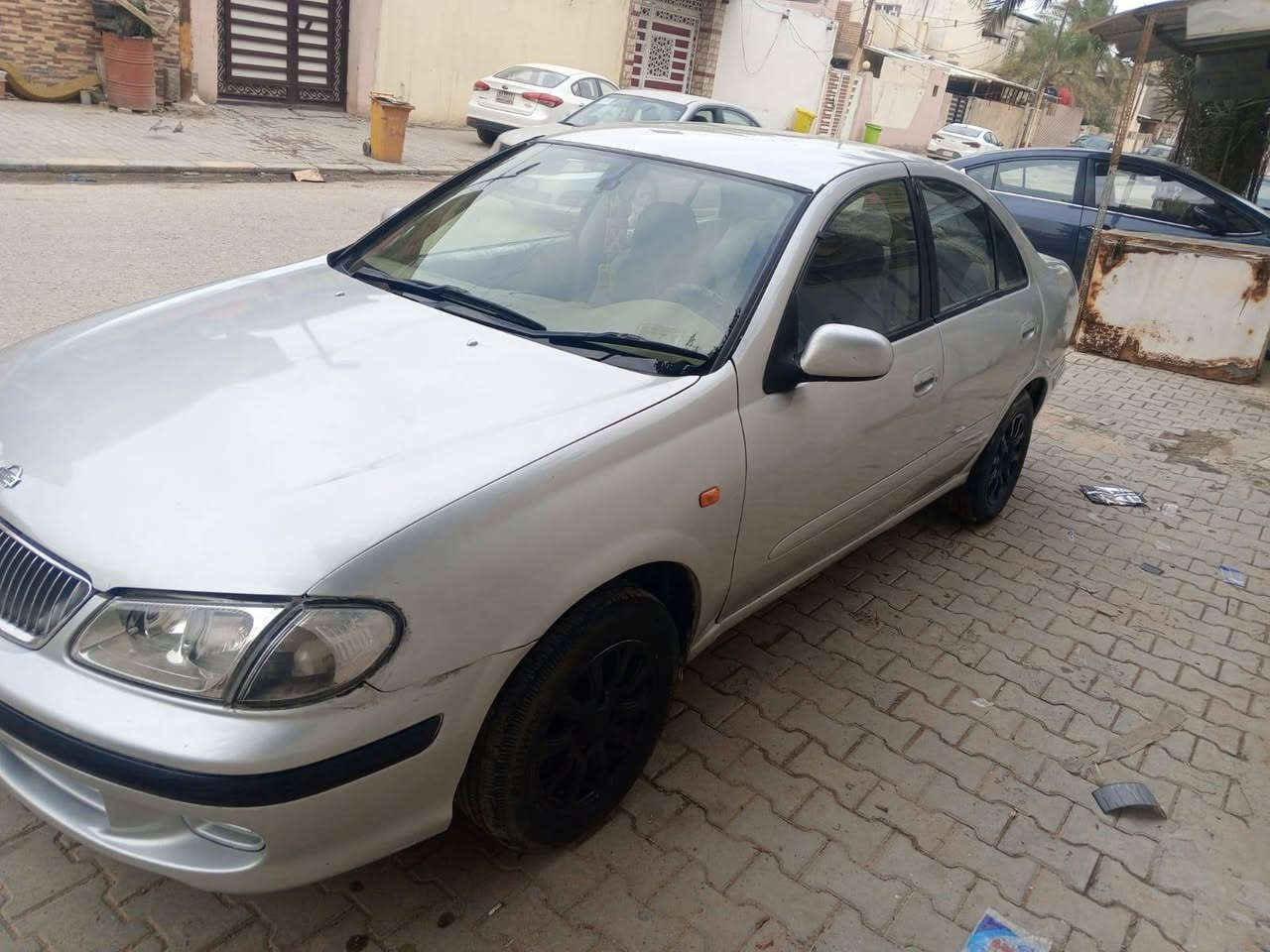 نيسان صني 
موديل 2000 ياباني اصل 
بيه ضربه جاملغ خلفي ومصبوغه حزام جماليه 
مكينه وكير جدد قيقواسود المرغوب  حداديه 50٪ 
رقم بابل  مداور ثاني يوم 
مكانه نجف 

سعر 53 وبيه مجال 
***********
