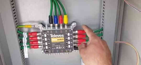 جزاء من أعمالنا في بغداد  مركز المهندس سات لبيع أجهزة الستلايت وملحقاتها جملة و مفرد ***********  واتساب   تنصيب منظومة ملتي سويج عمارة سكنية ومنظومة فندقية ومنظومة مركزية وتنصيب جميع الاقمار الصناعية و الشبكات الأرضية في بغداد. نعمل في كل أنحاء بغداد الحبيبة كرخ ورصافه ٢٤ ساعة
