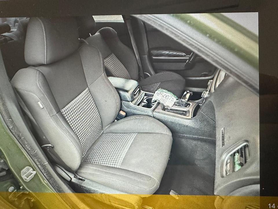 دوج جارجر موديل 2022
ماشية100مايل بامريكا دخول العراق ماشية ٧٠ مايل
محرك كير واير بشرط مامفتوح 
سيارة حيل نظيفة كلشي عل بلاد جديد 
سنوية هزة كلشي جديد 
باسمي السنوية بشرط تحويل وغرامـة
سيارة مابيـها دينار مصرف كامل من كل نواحي
*********** واتساب 
*********** اتصال
السعر ٢٧٧ وبيها مجال
