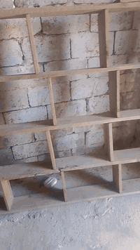 السلام عليكم رفوف للبيع اربعه رفوف سعرهن 60 وبيه المجال رقم الهاتف ***********
