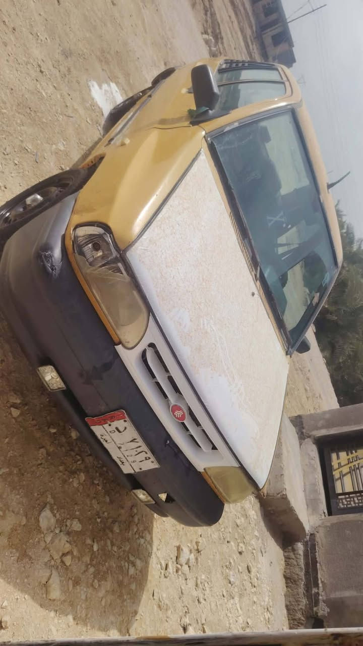 سـلام عليكـم سـايـبه للبيع مكينـه وكير شرط كهربائيات شغاله تريد مداور تريد وكاله مكاني سماوه السعر 17 وبيها مجال 
***********
