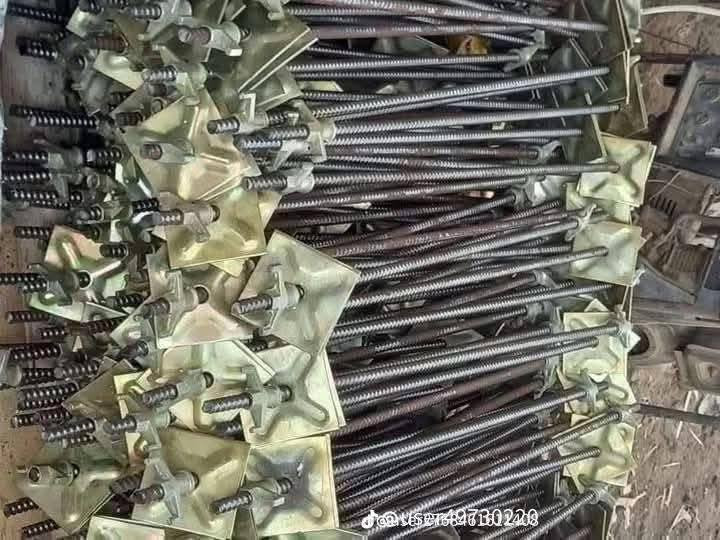 بيع تأجير كافة الجكات والسكلات بأنواعها
صيني عراقي ***********
