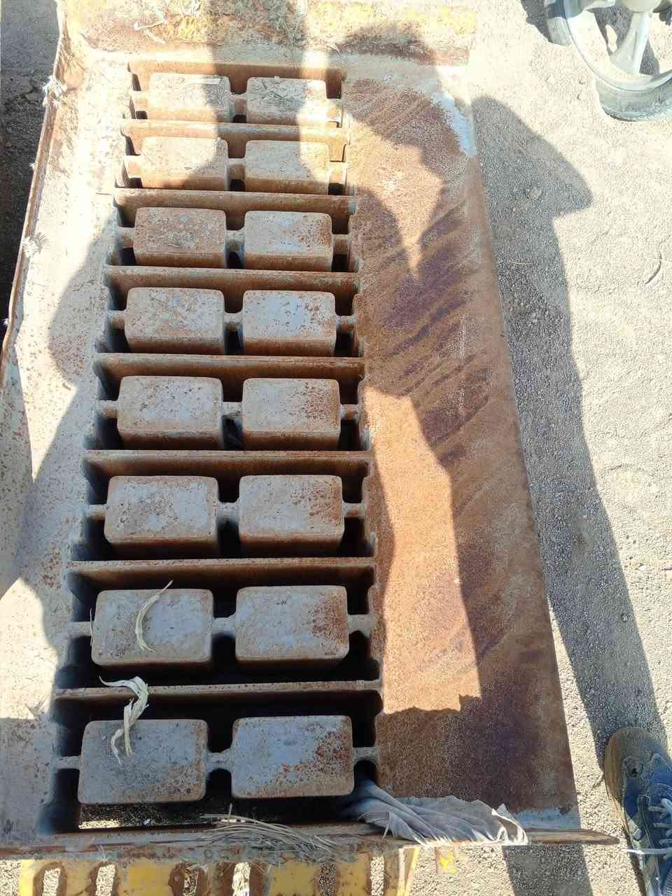 السلام عليكم ورحمه الله وبركاته موجود كابس بلوك ايراني للبيع مع قالب اسيجه 40 ،15 للبيع مكاني بابل للاستفسار الاتصال ***********
