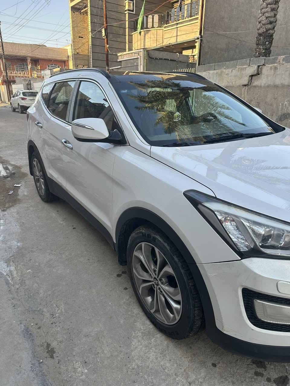 سنتافي خليجي 2014 6 سلندر 7 راكب بنراما هاند بريك بصمة فور ويل كشن السائق كهرباء زراك لايت لكن ملغى حدادية امامي خلفي جديد باتري جديد راديتر مروحة جديد التبريد ميكانيكي محور تبريد ثلج خير من الله السيارة تصليح كله اصلي وكالة شركة على ايدي استلام شركة المحرك مفتوح كازكيت شديت نص طابوكة جديد يعني بلادي السيارة بيها بعض الشخوط ومكحل لكن ليس بالمستوى الجيد 

مكان السيارة بغداد الرصافة السعر 172 ورقة
***********
