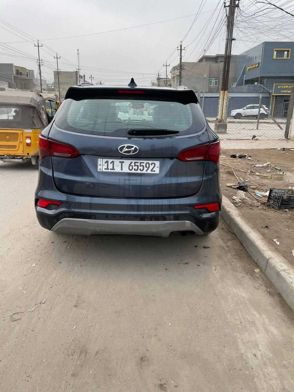 سياره عائلية خادمية  وكشخة بسعر #النترا_تكسي
#ننشر_اسعار_تنافسية_احس_بالمواطن_اني

سنتافي 2017 امريكي

ضرر وبنيد وجنطه معمرات نفسهن

مواصفات اعتياديه

محرك 2400GDIوكير كفاله

حداده جديده

ادامه كامله للسياره مينقصها شيء

رقم بغداد بأسمي تحويل مباشر

ماشيه 110m

تحكم ستيرن كامل

بغداد الامين 

#السعر #بدون_مراوس

***********
