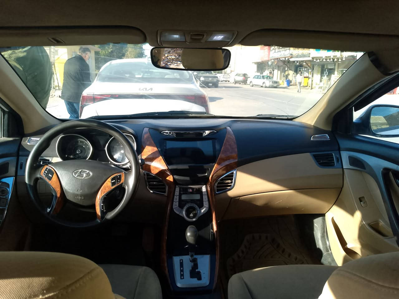 سلام عليكم النترا 12 خليجي سعر110وبيها مجال باقي تفاصيل***********
