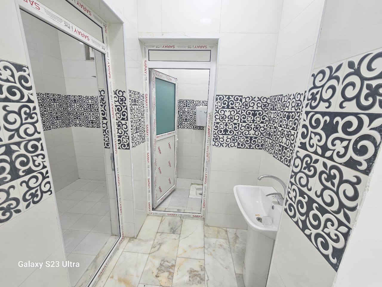 💥مكتب 💥 المستقبل 💥 للعقار 💥
🏦دار  مجمع القضاة للبيع طابو صرف مداور مباشر🏦

                 

✅ (مؤجر حالياً مليون دينار)

⚜️البيت للبيع جاهز⚜️ للسكن ⚜️ كونكريت مسلح ⚜️عرض الشارع 12متر⚜️ الدار غير مسكون ✅مفتاح 🏠 

_____________________________________________

🏤يحتوي البيت ع 🏤الطابق الأول 

💥 غرف نوم عدد 2 🔀💥 آستقبال 🔀💥 صاله 

 صحيات 🔀💥 مطبخ 🔀💥گراج سياره 🔀💥 مناور2 ❇️ 

____________________________________________

المكان 💥⚜️💥( الزقوره)( مجمع القضاة) 

دور القضاة ا ♦️تقاطع المنصوريه 💛

المساحه💥⚜️💥(200)م 

(10×20)

السعر 💥⚜️💥 مراسلة الصفحه خاص أو اتصال 👇🏻

 💜

_____________________________________________

👑تريد عقارك ينباع ماعليك سوئ المراسله والباقي علينه 

_____________________________________________

💙️ #للاعلان عن العقار الخاص بك او للمزيد من الاستفسارات إتصل على الارقام التاليه أو زيارة مكتبنا الكائن في آلشموخ قرب مرطبات الزعفران 💙 ✅ 

*********** 👈 علي الركابي 💯واتساب 💯

او مراسلة الصفحة على الخاص 💙
