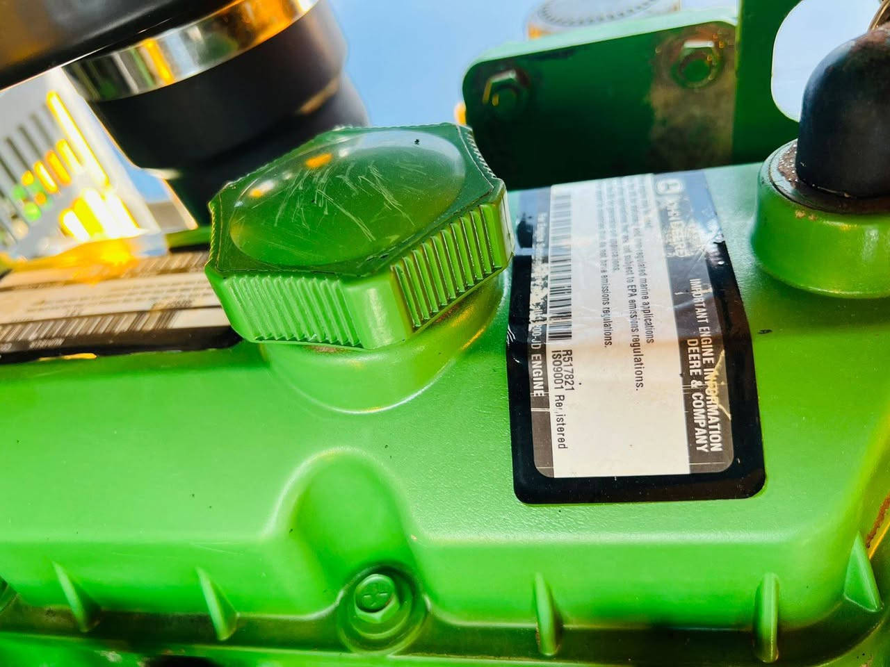 ✅ ️جوندير كاتم (JOHN DEERE) ✅ 33KVA ✅️MADE IN FRANCE عدد 2 
☎️کورك فايبر واتس اب ***********☎️
☎️اسیاسیل:Asiacell:***********
متوفر الجمیع المولدات 
(ڤالڤو🇸🇪 بیرکنز🇬🇧 کمینز🇺🇲 دوسان🇰🇷 افیکو🇮🇹 دویس🇩🇪 مرسیدز🇩🇪 کاتلبیلر🇺🇲)
