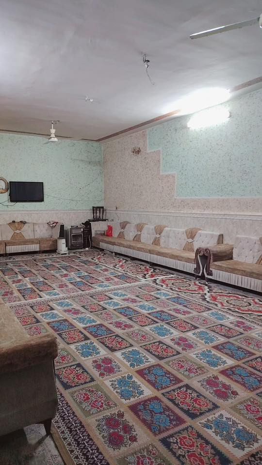 ارض مساحة الكليه ١٤٥٠ مع بيت ٤٠٠ متر  الشارع السياحي شارع محطة وقود الجواهري للاستفسار المراسلة واتساب هاتف ***********
