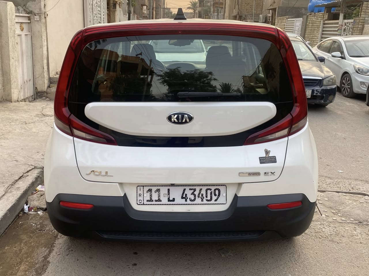 كيا صول 20 فول 1/1 بغداد محرك 2000 دوش كير مكينه شواصي لغود مكفوله حادث بسيط فقط جاملغ ايمن ومبدل نفس اللون السعر 155 
*********** مكاني بغداد البياع بأسمي سياره جديده ماشيه 48
