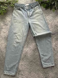 ASOS اصلي • قياس ٢٩-٣٠ • بوي فريند