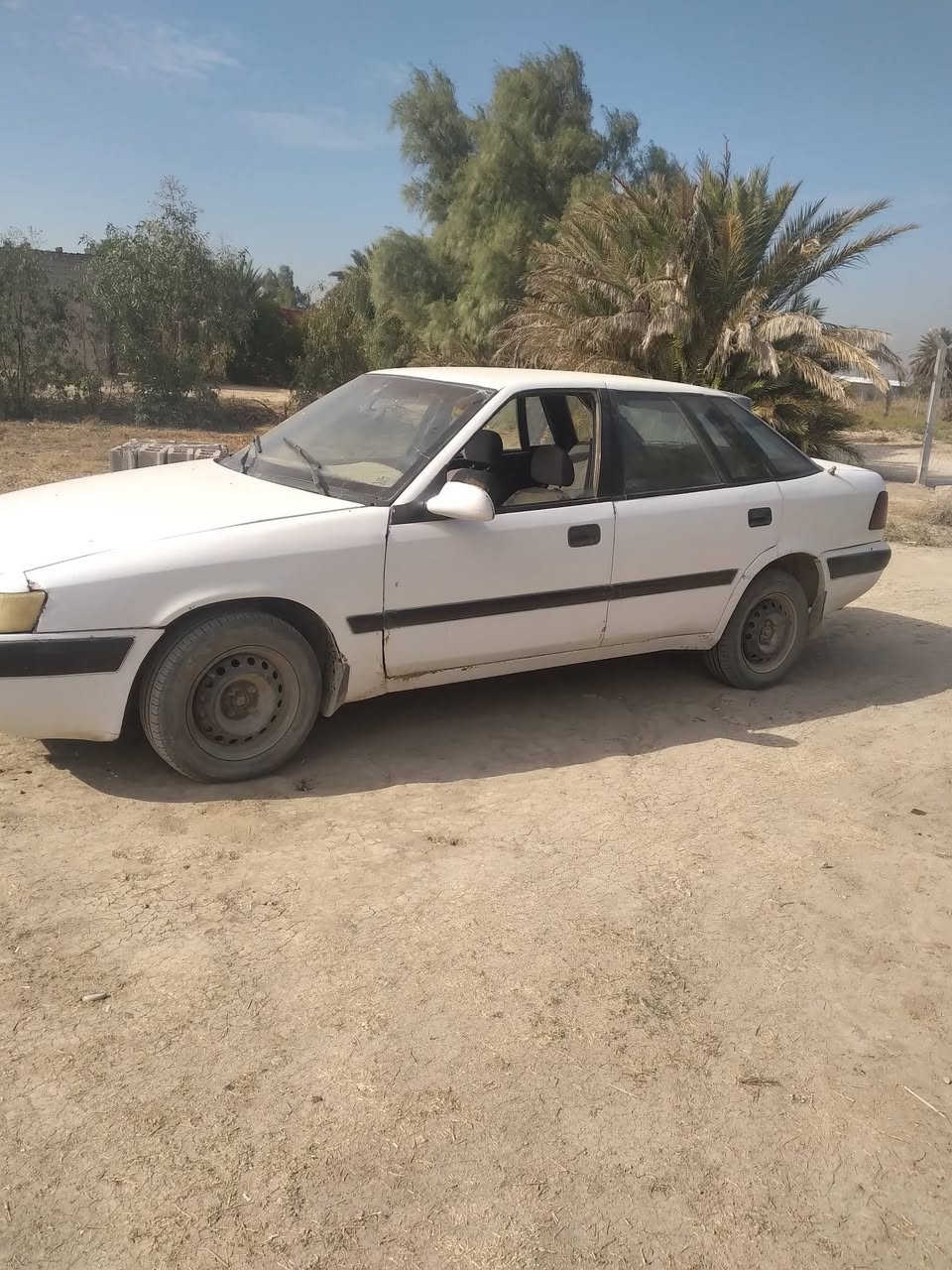 سلام عليكم ورحمة 
دايو اسبرو بموديل ٩٤ انبار 
سعرها ١٨ ورقة وبيه 
بس مكينه بيها بخار 
رقم تليفون ***********
