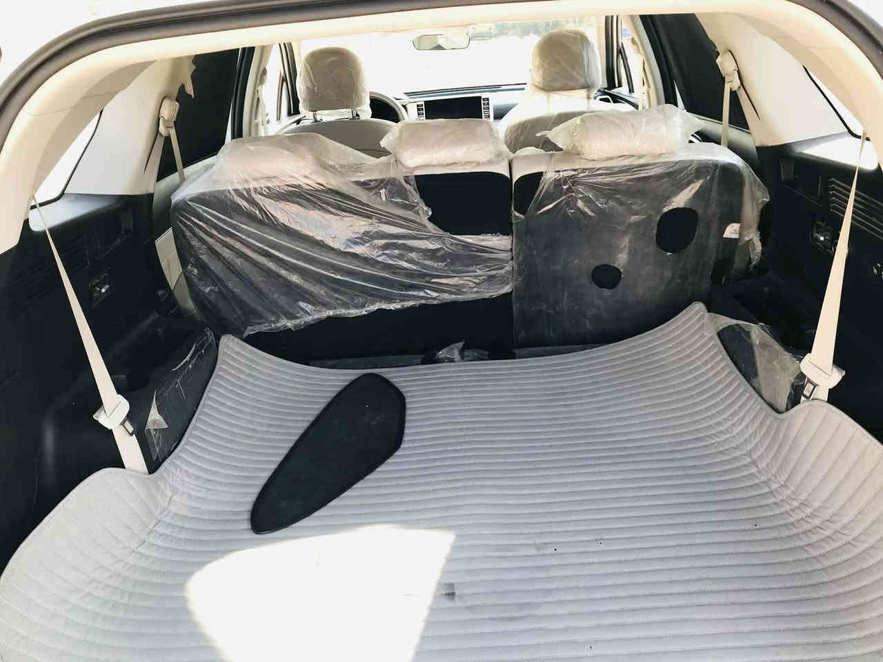 السلام عليكم  سورنتو موديل ٢٣مكفوله سياره جديدة  ***********
