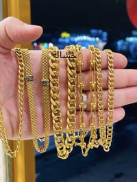 مصاغات خشالة • مستورد • مستخدم