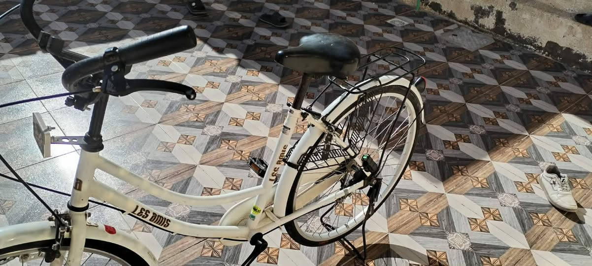 بايسكل بناتي 26 البيع حاويه  مكاني كوت حي الجهاد / السعر 125 وبي مجال  الاستفسار *********** مكلف بل نشر
