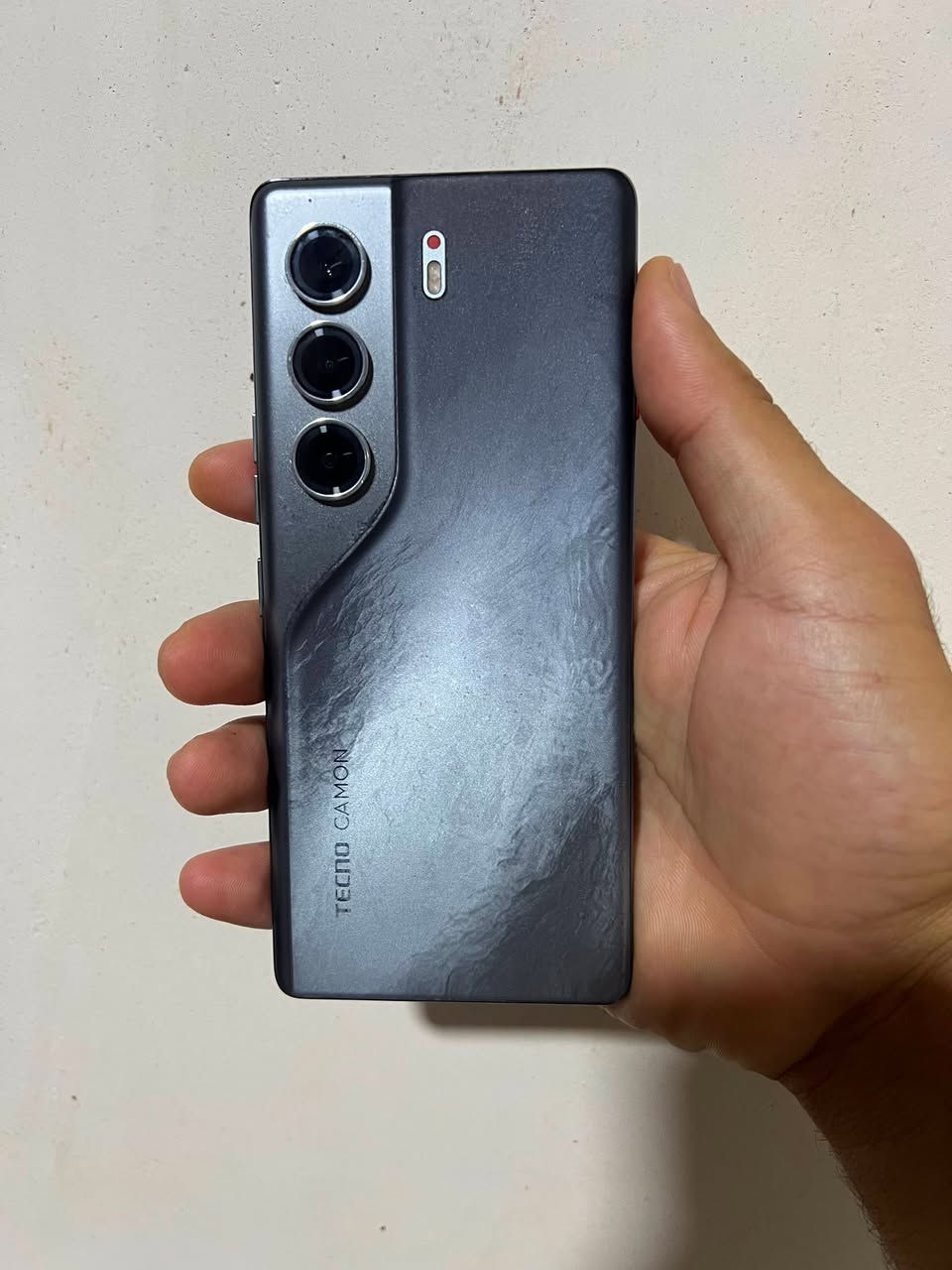 تكنو كامون 40 برو 5G
ذاكره 256
رام 8/12 
مستخدم قليل نضيف حيل
قبل شهر اخذته  تفضل خاص


**إذا كنت صاحب هذا الإعلان وتريد حذفه لأي سبب، رجاءا أرسل رسالة إلى الدعم الفني**