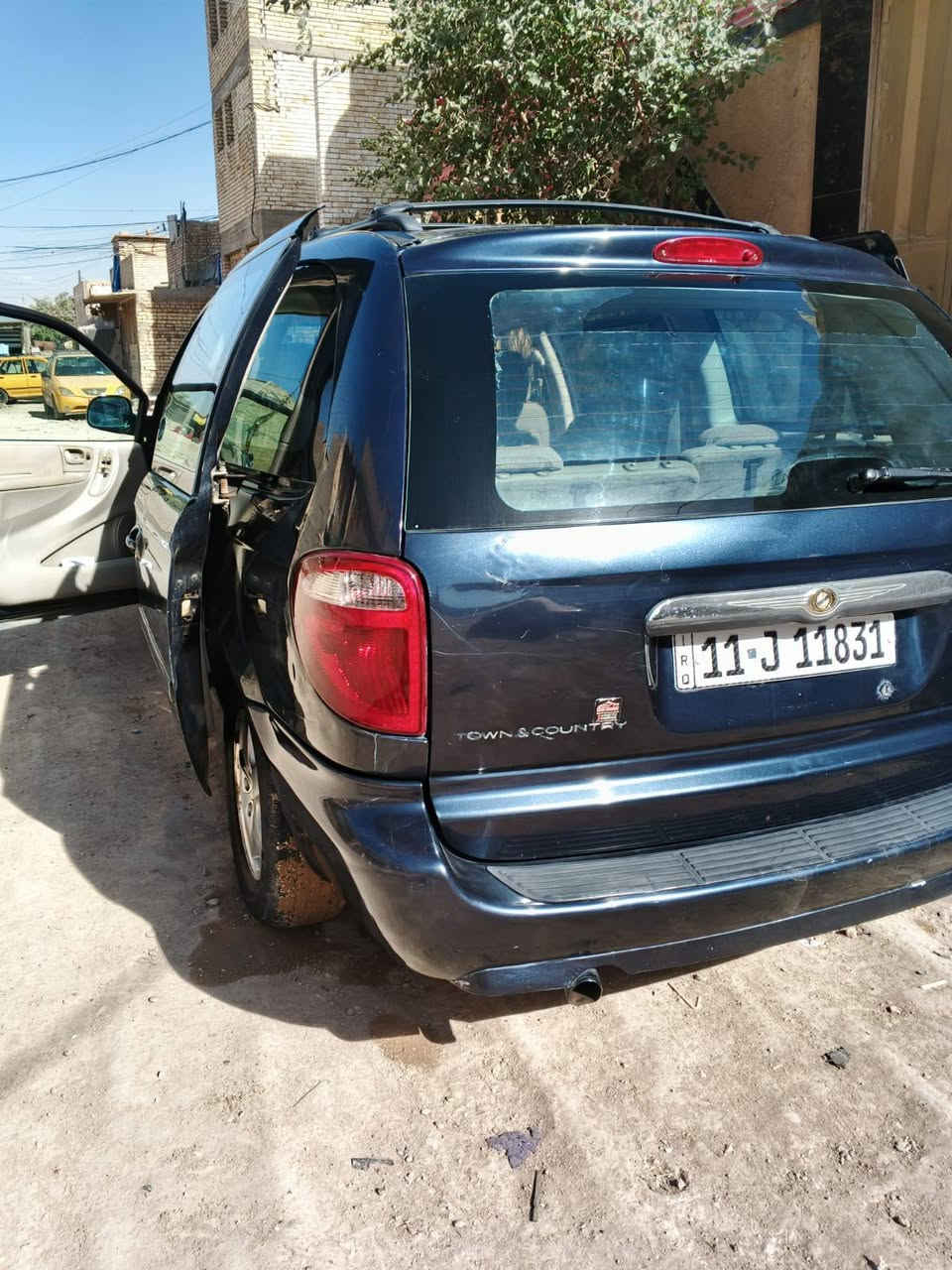 دوج كرفان 2007 رقم بغداد الدولي مشروع وطني سنوية  مجدده تحويل ثاني يوم كير مكينه خير من الله حداديه  نص عمر بيها قطعتين صبغ اثر جراد كهربائيات عامه شغاله غرفه نضيفه وخير من الله تبريد عاطل 3قطع بيبان كهرباء كشن كهرباء ترايها كلش حلو وناعمة سعرها مناسب للمشتري 78وبي مجال قليل للشراي مكانها بغداد  ***********
