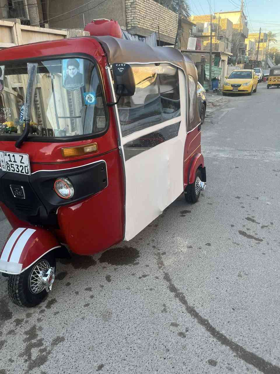 اسلام عليكم تكتك للبيع موديل 21 بيها بارد بصف الايت الامامي مكان البياع السعر 7و750 وبيها مجال رقم انكليزي هاتف ***********
