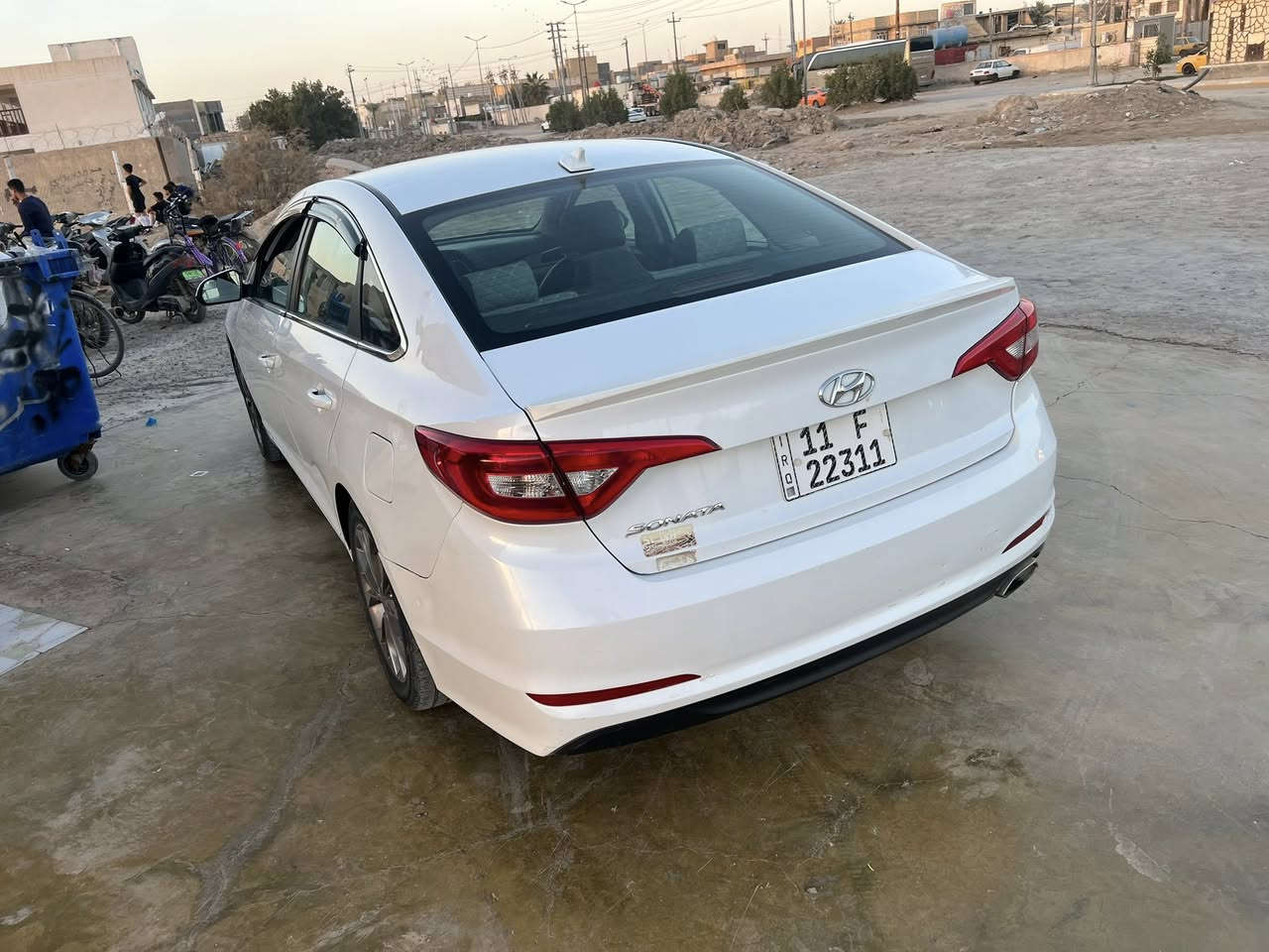 للبيع سونته موديل 2017امريكي رقم بغداد جديد سنويه جديده حادثه فقط بنيد بيه شخط بل صفحه جيه اليمنه بيه كارت مال تشليع بطرف القماره فقط واضح بل مقطع فيديو سياره تخم تاير جديد حداديه جديده شادله منضومه مال غاز شرط اصليه وشاهده مال منضومه موجوده     سعر 118مكان سياره ديوانيه ***********
