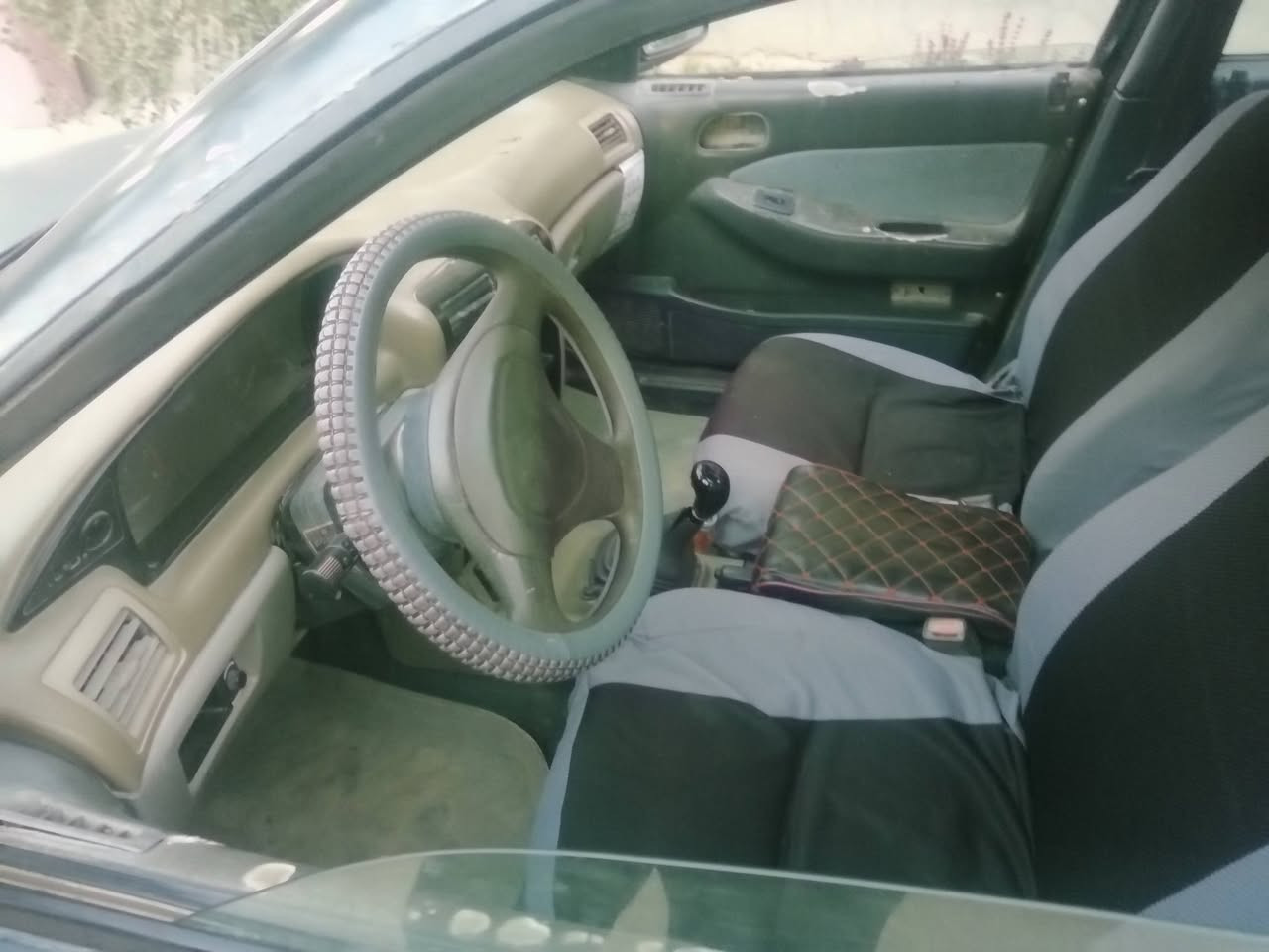 السلام عليكم للبيع سياره كيه سيفيا موديل ٩٣ رقم بغداد مشروع وطني ل٢٧مكينه وكير خير من الله حداديه نصعمر كهربايات شغاله السعر ٢٦ وبيهه مجال العنوان واسط الصويرة الاستفسار على الرقم الهاتف ***********
