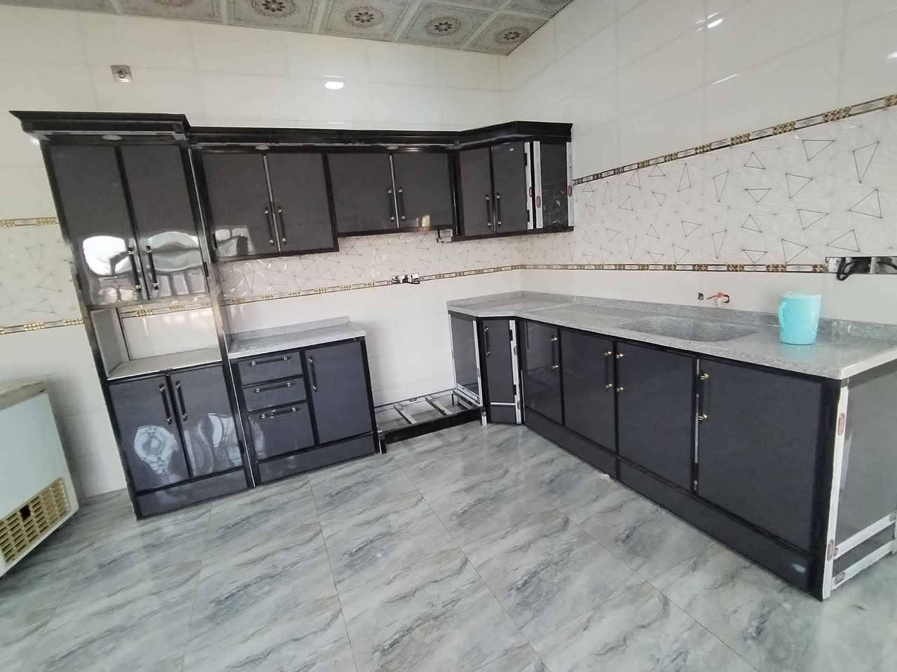 مطابخ حديثة HDF +الامنيوم  محجرات بأنواعها المختلفة ابواب وشبابيك الامنيوم +Pvc غرف نوم MDF
للتواصل ***********
