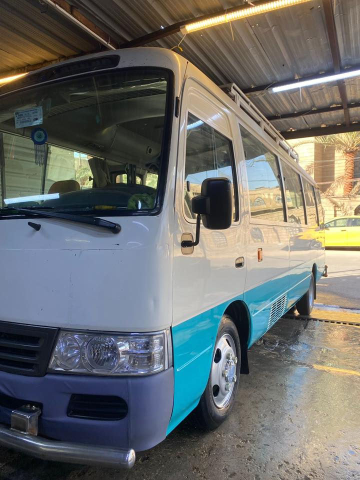 السلام عليكم كوستر 2014 كامله الاخير دوشمه ستاركس ست تايرات تبريد محور السعر 330وبيها مجال مكاني بغداد***********
