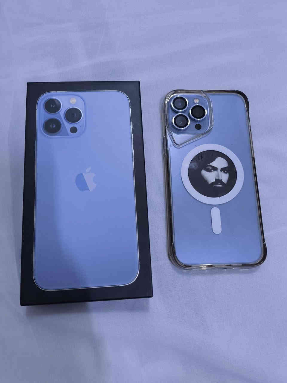 مبايل ايفون للبيع 13برو ماكس
نضافه فول زلغ مابيه بطاريه 99
ذاكره 256 معه شاحنه اصليه وكارتون
سعر 675 عنواني بصره حيانيه رقم لهاتف *********** واساب متواجد
