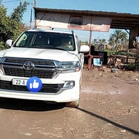 ياالله لاندكروز للبيع موديل 2016 اصل صبغ عام تتكفل شواصي ولغود مواصفات...