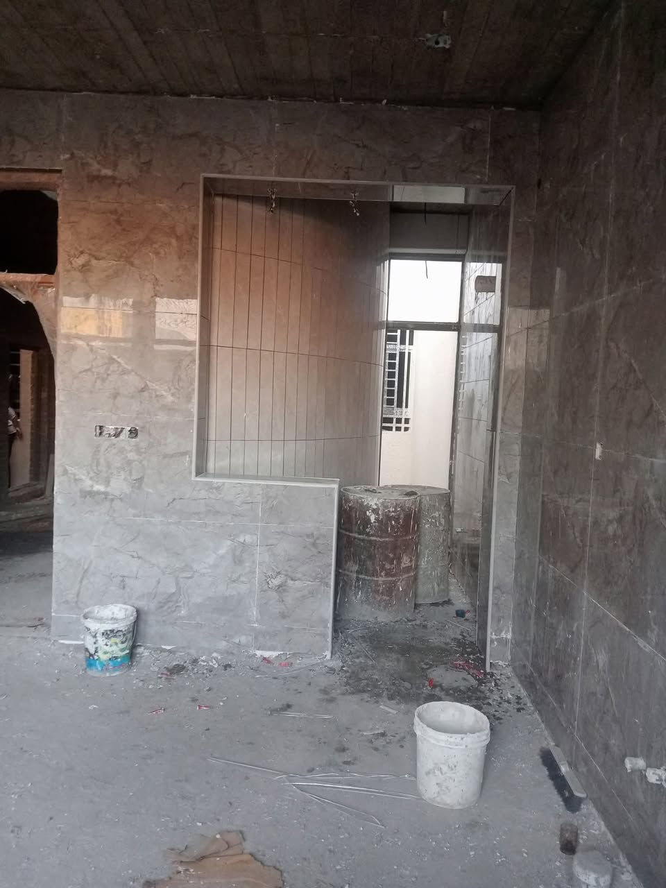 متفرغ حالياً كوادر ابو يوسف المصري خلف سرميك درجه اولا مقيم في بغداد الجديده الغدير للتواصل ***********
