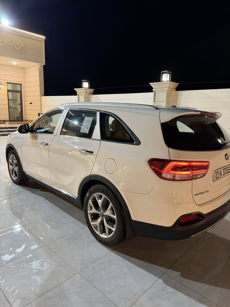 سورنتو موديل2015
خليجي مكفوله كفاله
فول عدا البناراما 
بصمة محرك6سلندر
ماشية 110حقيقي شرط

السعر205وبيها مجال
***********
