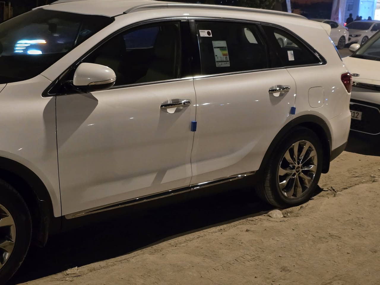 سورنتو ٢٠١٩ للبيع فقط خليجي مكفوله كفاله عامه جديده جدا كير مكينه حداديه كله جديد ومامفتوح  وعلى السونار مكينه ٢٤٠٠دوش أربعه سلندر بصمه وتحكمات وثلاث انظمه قياده حساسات اماميه خلفيه وشاشه كبيره السعر ٢١٥$وبيهه مجال علما السياره باسمي رقم وهزه وسنويه جديده قبل اسبوع داورتهه للاتصال (***********)مكاني بابل الحله الشقق السكنيه طريق النجف
