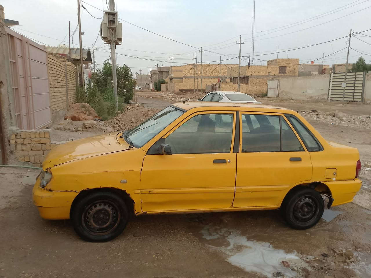 سايبه موديل ٢٠١٢ دمعه كير ومكينه جديده حداديه حلوه مطلوبه ٦٠٠ الف وراعيه بلديوانيه بس مااندله لان رقم تلفونه ضاع مني رقم قادسيه سعره ١٥ ورقه للتواصل خاص او الرقم ***********
