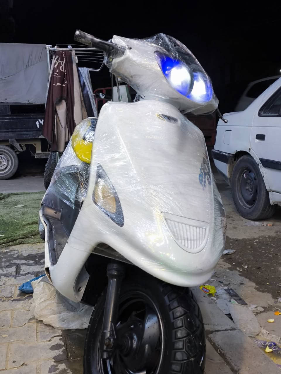 فراشه للبيع
سعر 370بيه مجال قليل 
مكينه نظيفه ناعمه 
***********
