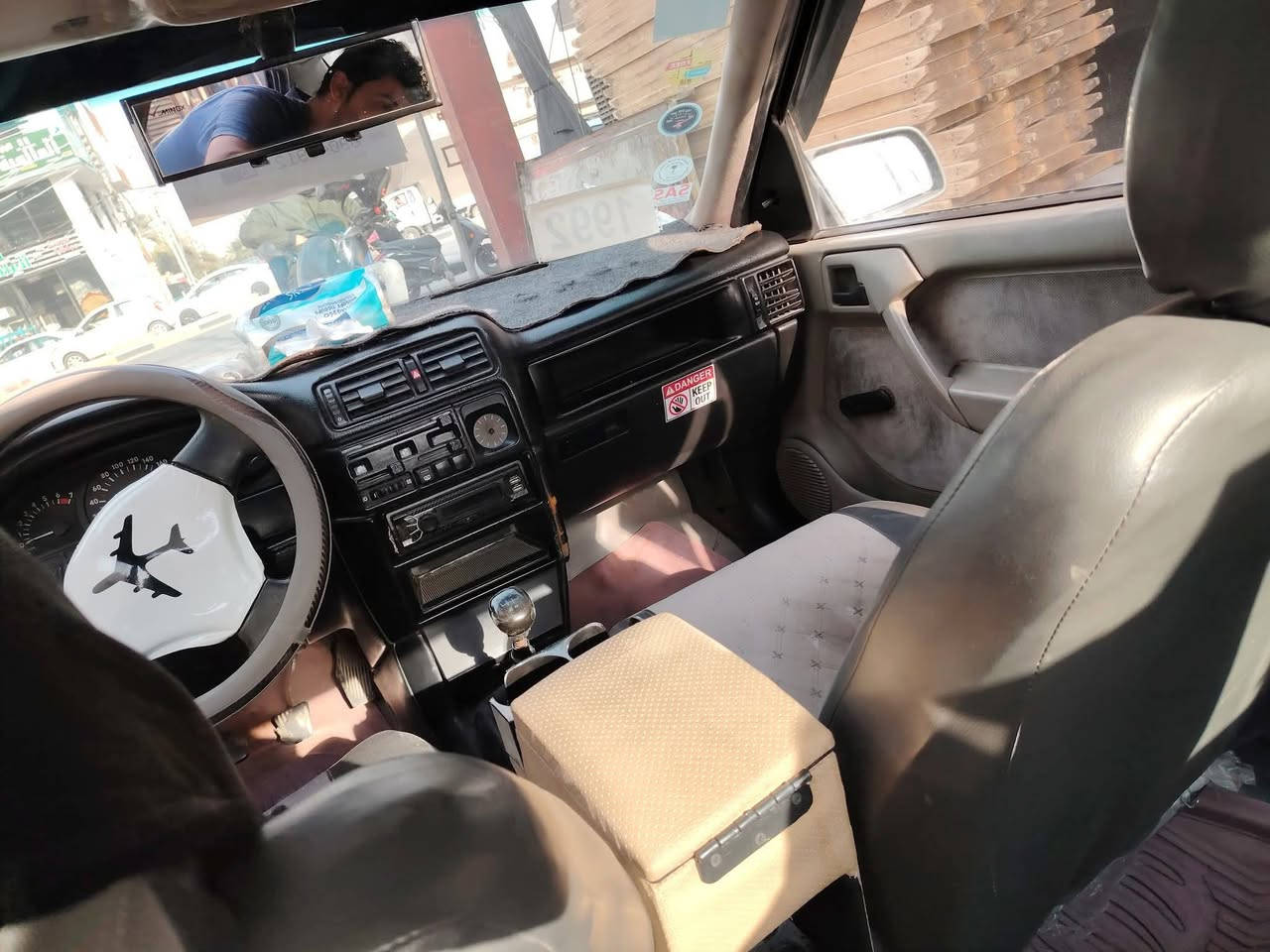 السلام عليكم للبيع اوبل فكتره موديل 1992 اللون باذنجاني السياره معمره جديد محرك 1600 محرك جديد كير جديد كهربائيات كله شغاله الرقم انبار السعر 35وبيها مجال *********** تحويل ثاني يوم
