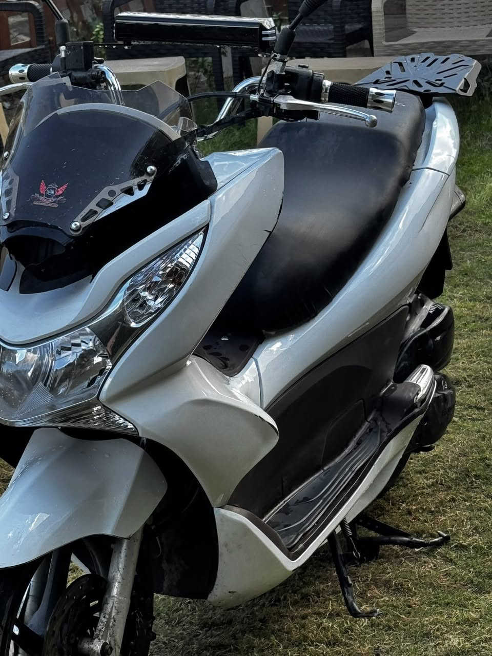 سلام عليكم PCX جيل اول دراجه كلش حلوه عنوان البلديات سعر 1500رقم هاتف ***********
