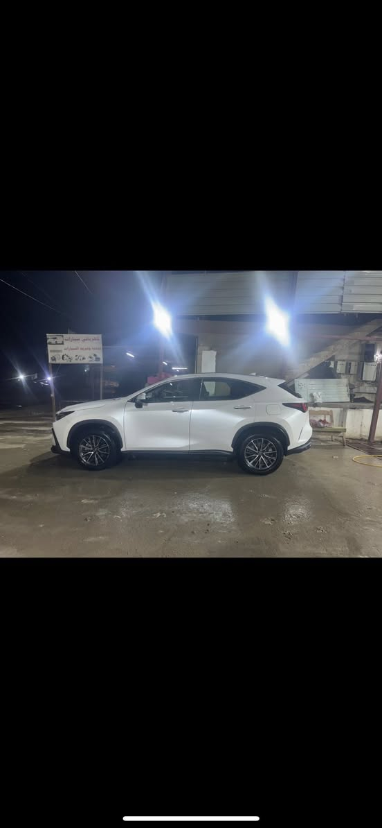 لكزز NX350 السياره خير من الله مواصفات فول فتحه بانروما و اناره LED داخليه وشاشه اكبر حجم محرك هايبرد 350تيربو جنطه كهرباء كشنات حار وبارد تچوه داخليه  حساسات اماميه خلفيه  كامره خلفيه وكير خير من الله ابواب دگم داخلي وخارجي السياره مزوعه مواصفات السياره كله الداخل لمس السعر 304 الرقم ***********
