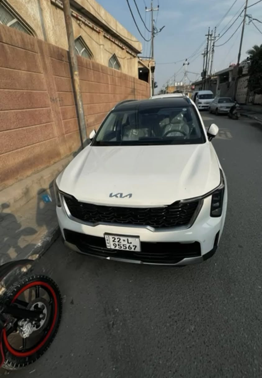 السلام عليكم ورحمة الله للبيع كيا سورنتو
موديل 2025

اللون أبيض

السيارة رقم اربيل

تحويل او وكاله

وارد خليجي

مكفولة كفالة عامة من الصبغ والضربة 

سقف بانوراما

المحرك

V6 سعة 3.5 لتر

ويل قياس 19

7 راكب

المواصفات

تبريد 3 قطع مع وحدة تحكم خلفية

دخول ذكي

تشغيل عن بعد

بصمة تشغيل

مثبت سرعة ذكي

مانع انزلاق

بصمة أبواب

ترحيب عند الاقتراب

مرايا جانبية قابلة للطي وتحكم آلي بالنوافذ

كشنات مخمل كهرباء

جنطة كهرباء

Apple CarPlay

Android Auto

تحكم فرملة المنحدرات

Auto Hold

سايد بريك بصمة

گير ماوس

رادار ركن

بردات خلفية بلادي

شاشة متصلة

شاشة تحكم تدفئة وتبريد لمس

شحن وايرلس

منافذ شحن Type-C

إنارة LED داخلية متعددة الألوان

لايت أمامي زينون

لايت خلفي LED

حاجب أمامي LED

كاميرا خلفية

حساسات أمامية وخلفية

وضعيات القيادة

ECO

Normal

Sport

Smart

السيارة نظيفة جداً مكان السيارة البصره 

ماشيه 18 KM  السعر (٣٢٥)

للاستفسار الاتصال على الرقم

***********
