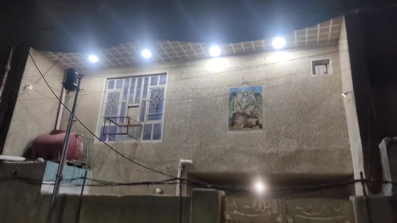 دار للبيع قطاع 41 أخر دربونه على الفلاح مقابل شارع الدراجات
يحتوى على استقبال 7متر و6غرف وصاله و مطبخ وصحيات  ومخزن كبير في السطح


**إذا كنت صاحب هذا الإعلان وتريد حذفه لأي سبب، رجاءا أرسل رسالة إلى الدعم الفني**