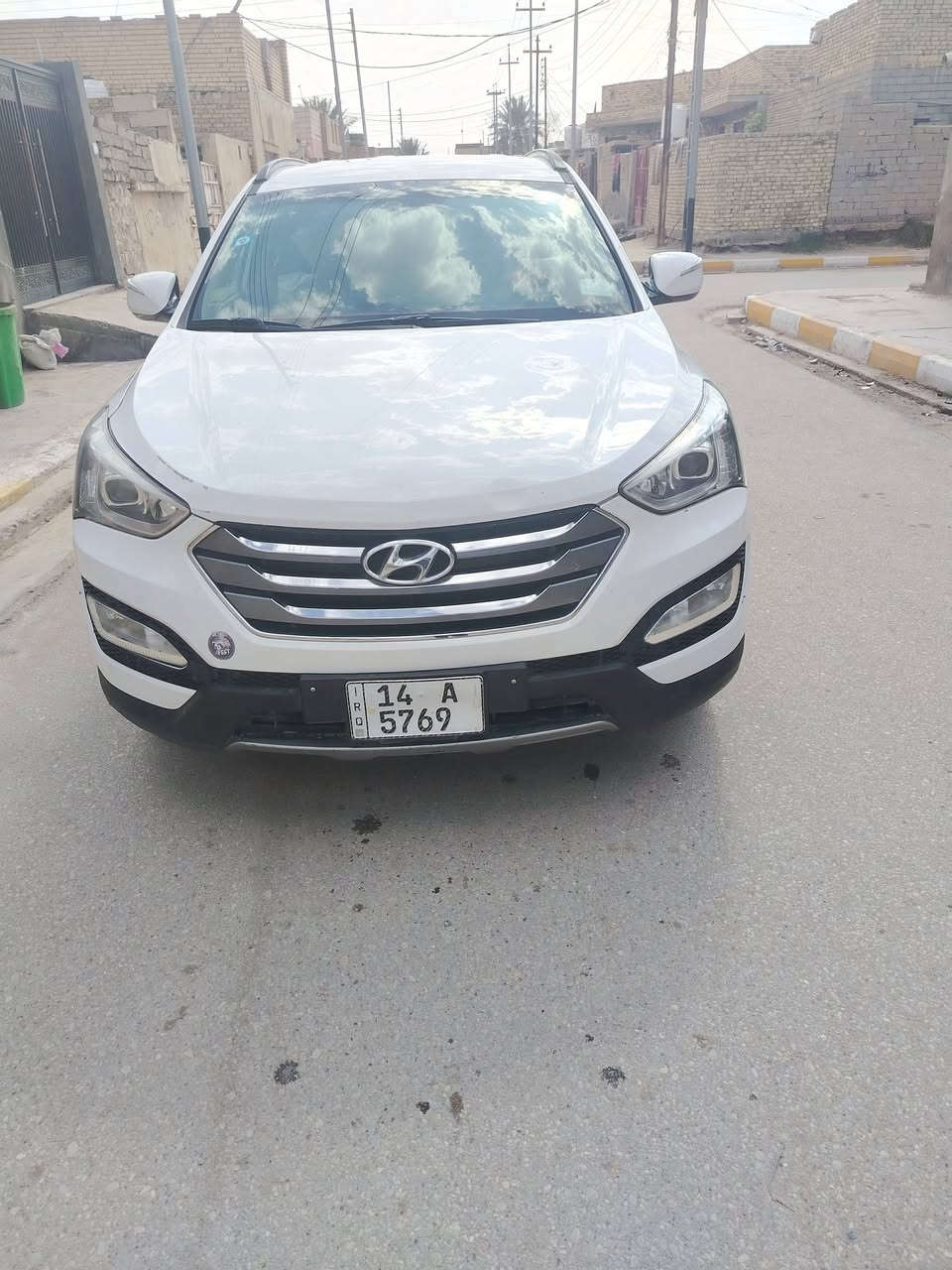 سنتافي ١٣ خليجي
بسمي مداوار ثاني 
سياره بيه بنيد مبدل
سياره جاهزه مانقصه شي
مكينه ٦سلندر مامفتوح
مواصفات
تحكم ستيران
كروز سرعه 
تبريد ٢قطع
شاشه كامره
مرايات شفط
تخم تاير وباتري جديد
سبعه راكب
كشنات جلد
سعره ١٤٦وبيه مجال 
مكان السياره ناصريه الغراف
***********
