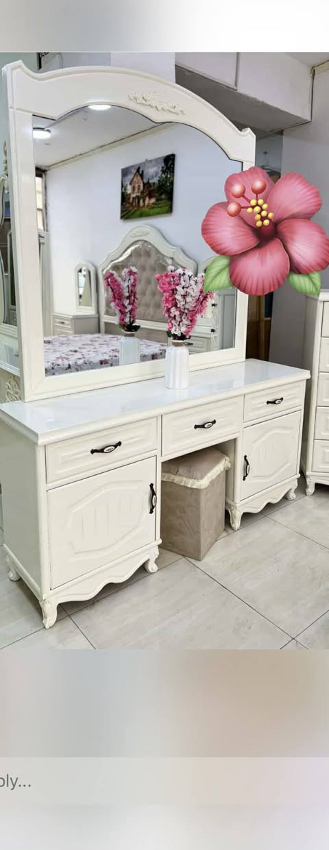 السلام عليكم غرفه نجاره جديده كلش  أريدها بمليونين شتريتها صار سنه ونص بمليونين و٧٥٠٠  عنوان مدينة الامل...


**إذا كنت صاحب هذا الإعلان وتريد حذفه لأي سبب، رجاءا أرسل رسالة إلى الدعم الفني**