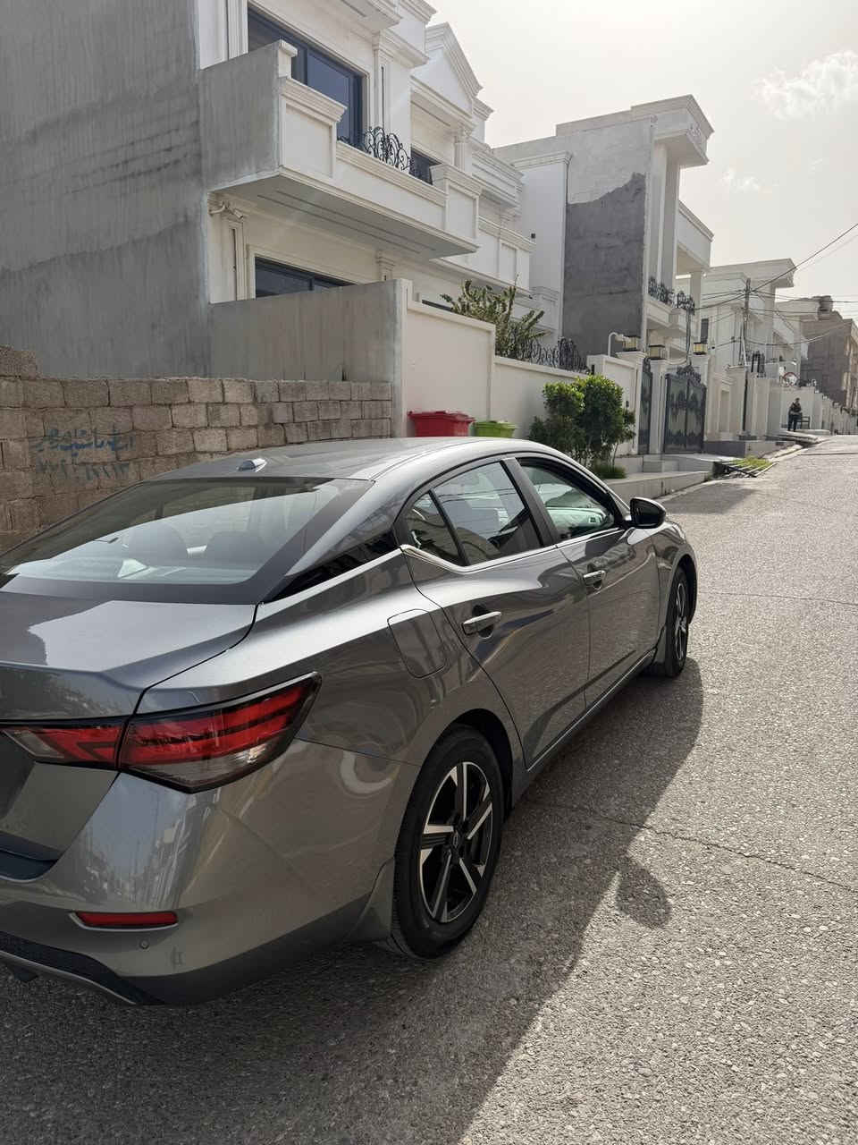 نسيان سنترا 2025 SV بدون ارباك ماشي 5000 مايل
مكان سيارة كركوك
سعر 147

***********

3N1AB8CVXSY206815
