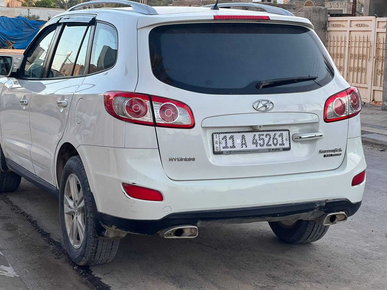 سنتافي موديل 11 خليجي 
مكفوله كفاله عد باب خلفي جهة السكن مبدل بلادي والقديم موجود بي ظربة بصيطة 
رقم بغداد بسمي 
فول موصفات بصمه 
كشنات كهربائية +فتحه السيارة فول مواصفات ماشية 190السعر 150
*********** مكان صلاح الدين قضاءالدور
