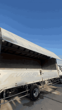 السلام عليكم شباب حافضه للبيع نضافه 90بلمئه العنوان حفريه السعر 60وبيه مجال لاتصال ***********
