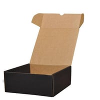 علب بااحجام مختلفه  اقل كميه ٥٠علبه  السعر حسب الكميه  للحجز واستفسار ...