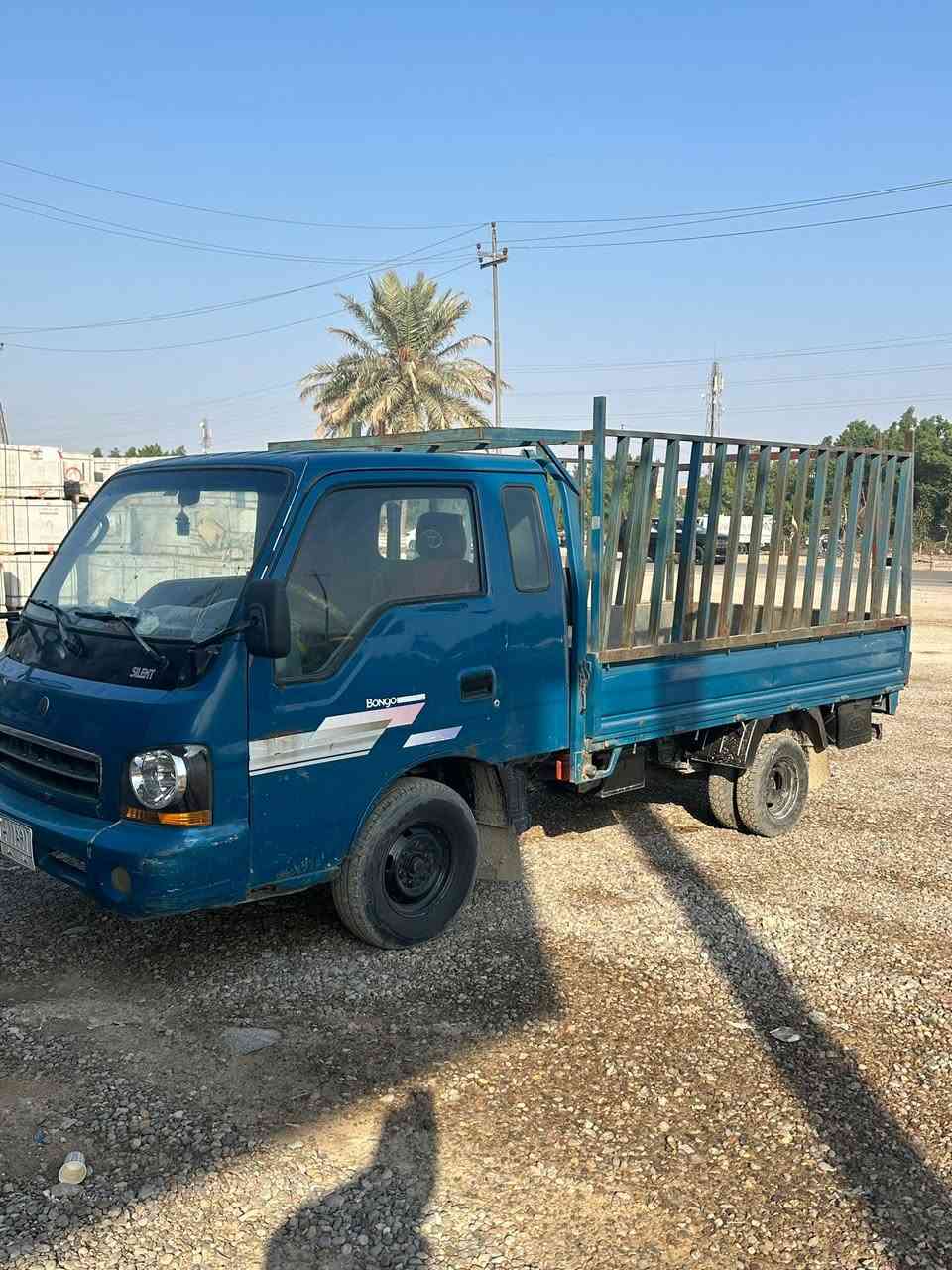 كيا فونتيرا ام عيون موديل 2002 رقم بغداد انكليزي سنوية جديدة محرك 3000 مفتوح سيارة نظيفة خير من الله جاهزة للعمل سيارة مكفولة بالكامل كير ومكينة وكلشي مكان السيارة بغداد الشعب للأستفسار / ***********

