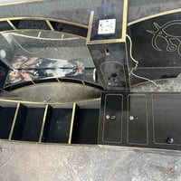 ميز مرايه • رف • أبو غريب