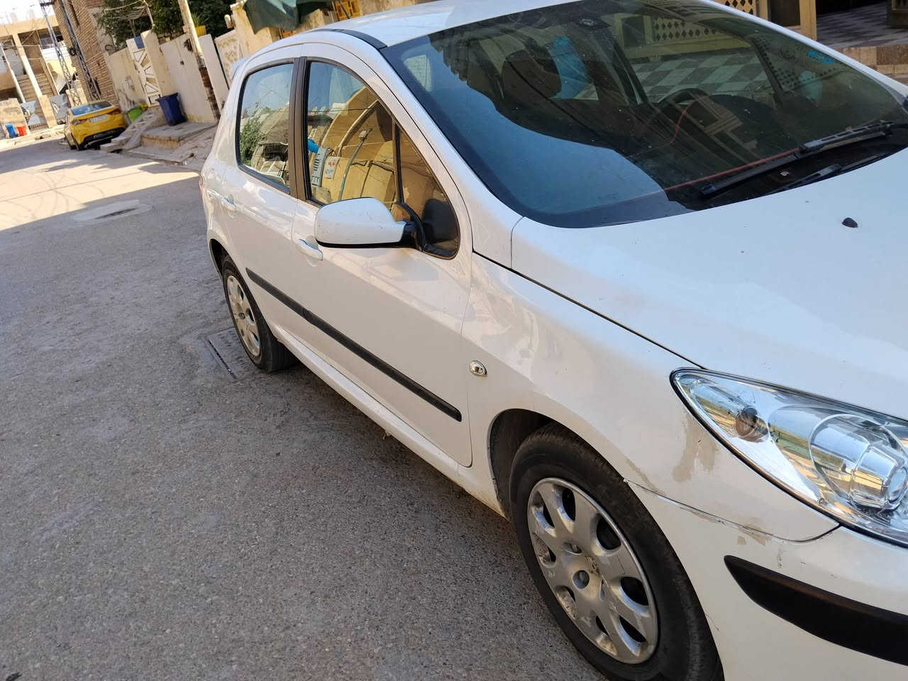 السلام عليكم بيجو 2006
رقم بابل انكليزي هزه جديده 
مكينه
 كير 
حدادية 
تخم تأير 
تبريد 
خير من الله @
للاستفسار الاتصال ***********
